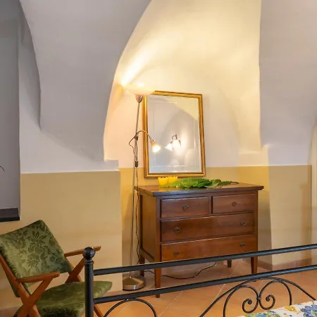 Giallo By Interhome Vasia